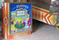 Image # 65261: Flipper Sample Game - Woodrail Backbox and Cabinet 
(The wood trim has been repainted green. Serial number 45011 S.)